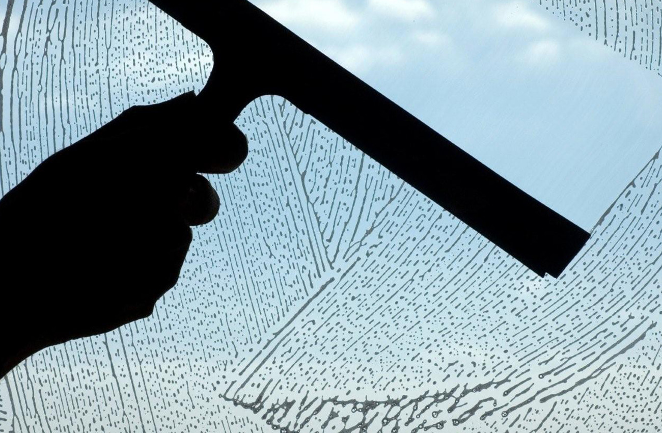 cómo limpiar un escaparate de una tienda