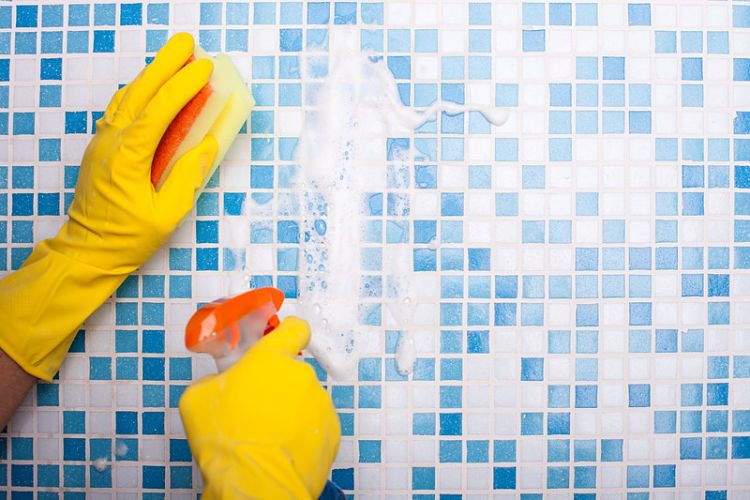  limpiar azulejos baño 
