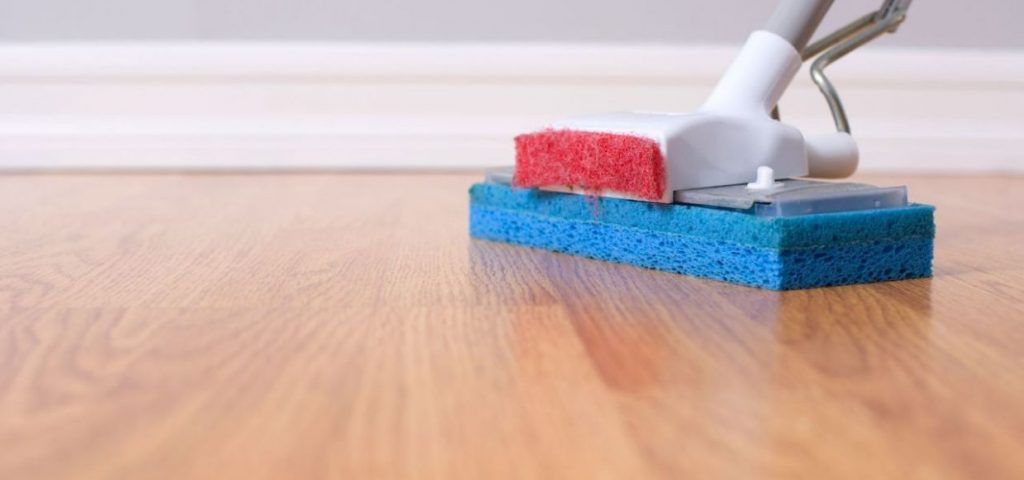 Cómo limpiar suelos de madera