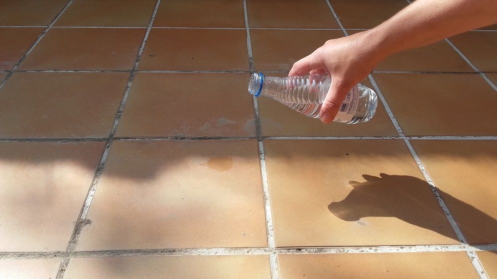 Cómo quitar manchas suelo de cerámica