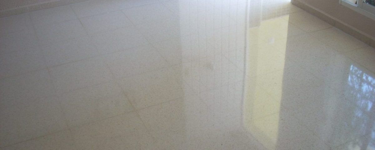 Abrillantar suelo terrazo