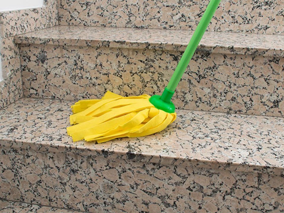 Limpiar escaleras