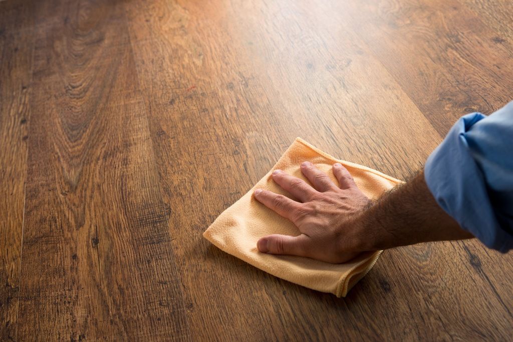 Cómo limpiar madera