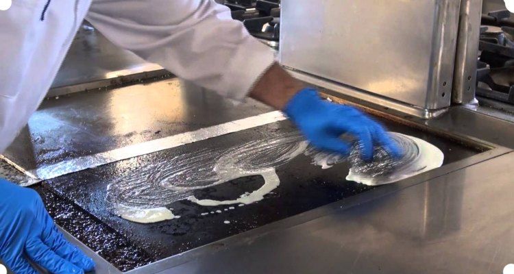 Limpiar plancha de cocina