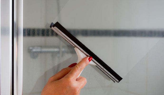 Cómo limpiar mamparas de baño