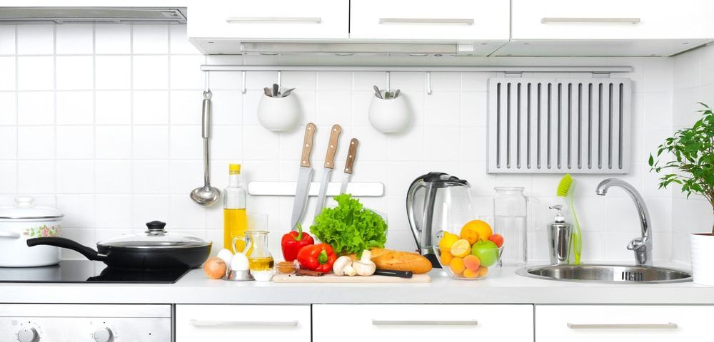 Cómo limpiar los muebles de cocina de madera
