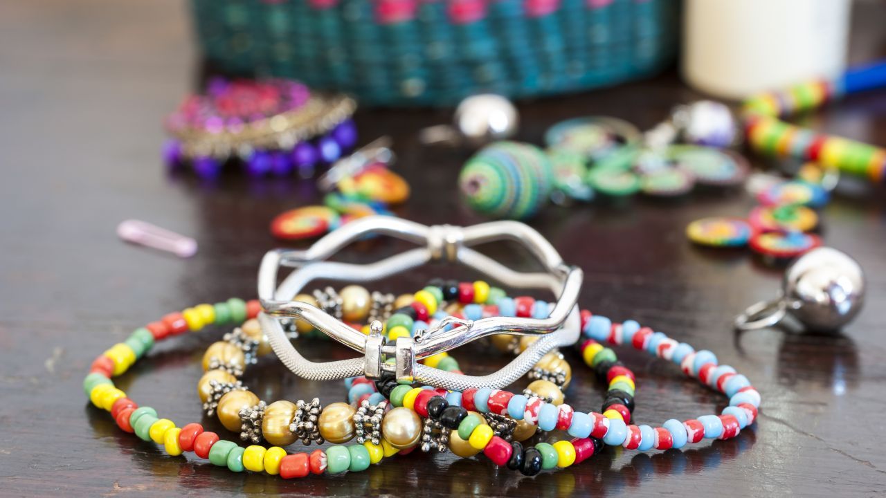 Cómo limpiar bisutería