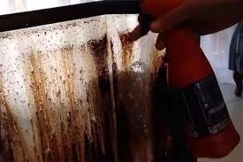 Cómo limpiar cristales de chimenea
