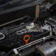 Cómo limpiar el motor de un coche