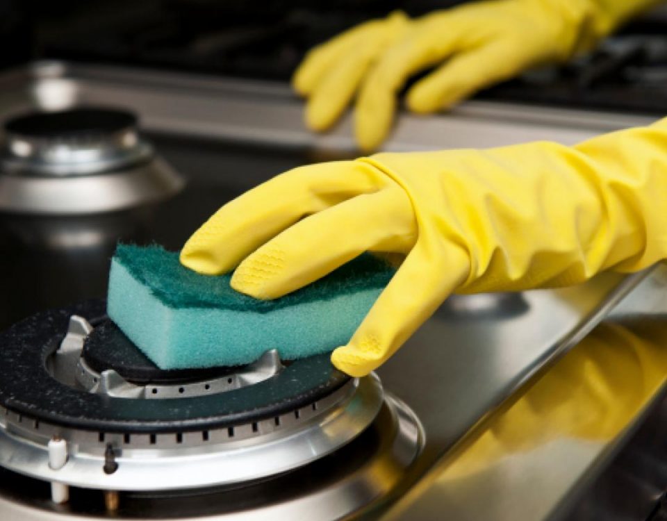 Limpiar cocina de gas